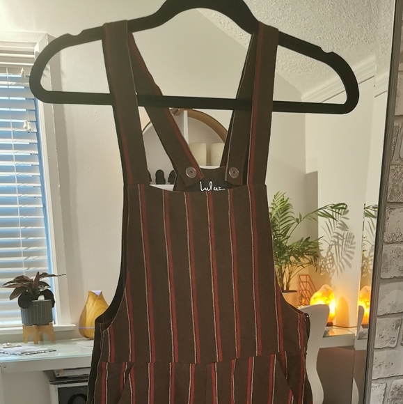 NWOT - Lulu's Watson Olive Green Striped Cropped Wide-Leg Overalls - Picture 3 of 9